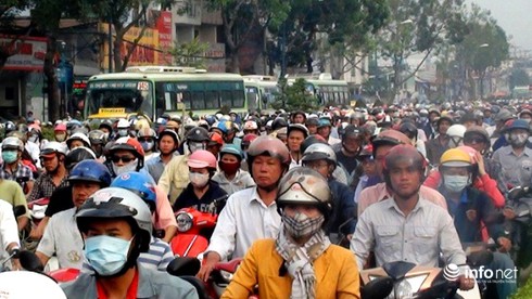 TP.HCM: Đường Trường Chinh kẹt cứng vì tai nạn chết người - ảnh 2