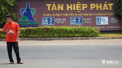Tham quan nhà máy Tân Hiệp Phát: Chạm tay vào dây chuyền là bị đuổi - ảnh 1