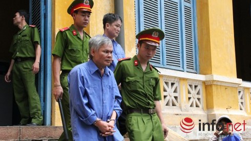 Vụ thổi giá tàu lặn: Y án tử hình 2 bị cáo, giảm án cho hai bị cáo khác - ảnh 1