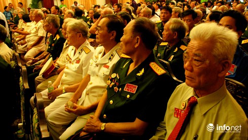 TP.HCM khắc cốt ghi tâm công lao các chiến sĩ, Bà mẹ Việt Nam anh hùng - ảnh 1