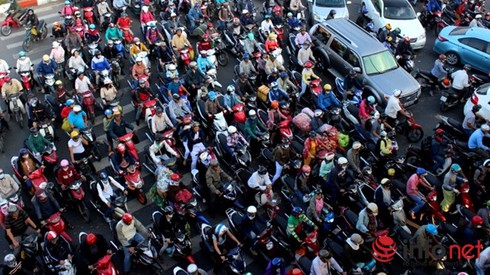 TP.HCM vẫn tranh luận gay gắt chuyện phí bảo trì đường bộ - ảnh 1