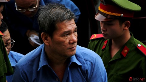 Agribank thất thoát 966 tỷ: Vay tiền đi làm... từ thiện - ảnh 1