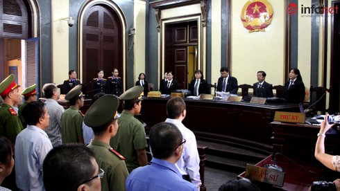 Xét xử vụ án tại VNCB: “Tôi rất thương anh Danh” - ảnh 1