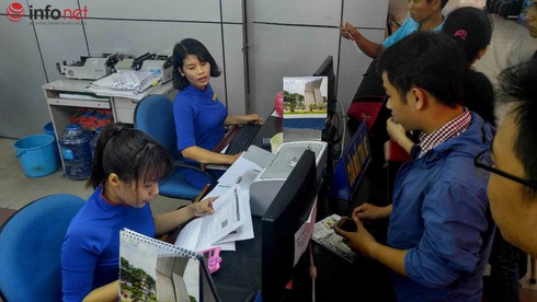 Không còn cảnh ngủ gục khi mua vé tàu Tết Đinh Dậu - ảnh 1