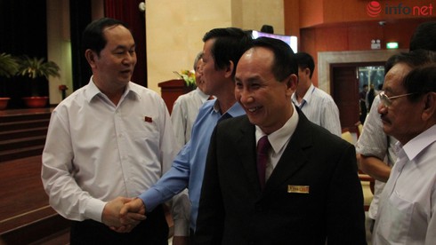 Xuất 10 triệu tấn dầu thu 3,9 tỷ USD, nhập 4 triệu tấn nhựa bay mất 6 tỷ USD - ảnh 1