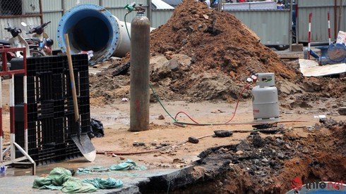 TP.HCM: Vỡ ống nước tại Quận 1, hàng chục ngàn hộ dân có thể bị ảnh hưởng - ảnh 5