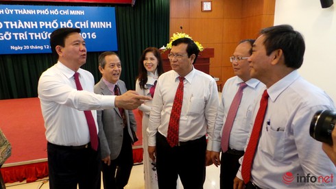 Bí thư Thăng: Trí thức trong và ngoài nước hãy chung tay đưa TP phát triển - ảnh 1