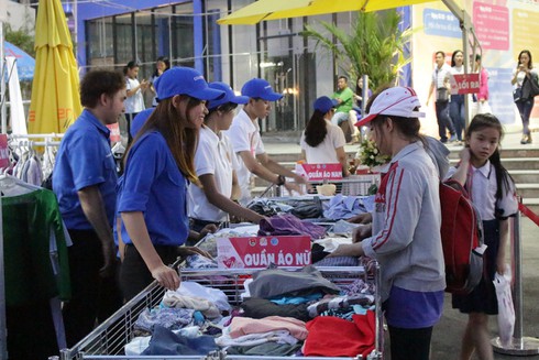 “Nghìn chiếc áo triệu yêu thương” - ảnh 5