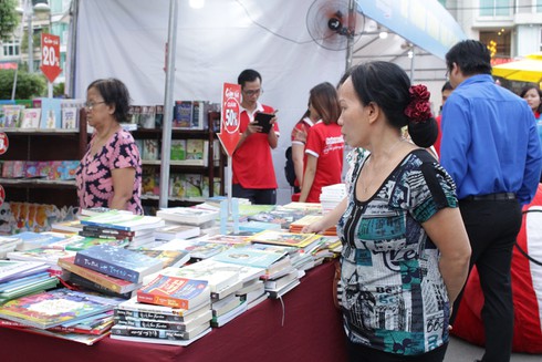 “Nghìn chiếc áo triệu yêu thương” - ảnh 8