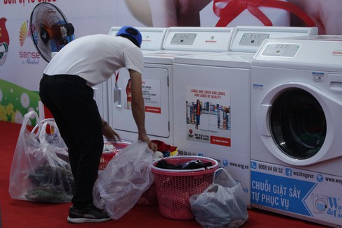 “Nghìn chiếc áo triệu yêu thương” - ảnh 1