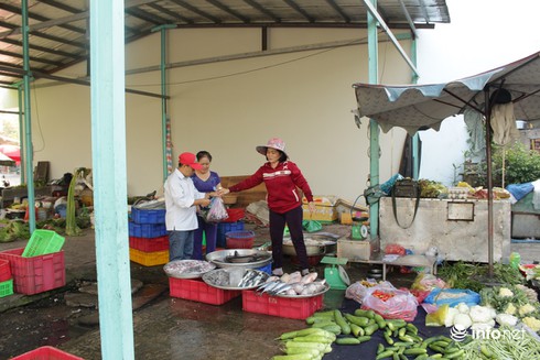 Ông Năm Hấp và ngôi chợ hàng rong “không cửa” - ảnh 5