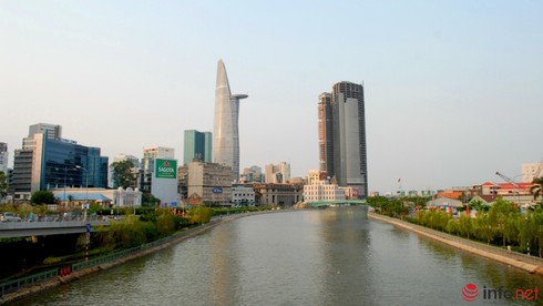 TP.HCM: Vướng đập ngăn triều, buýt sông số 2 lỗi hẹn gần 1 năm - ảnh 2