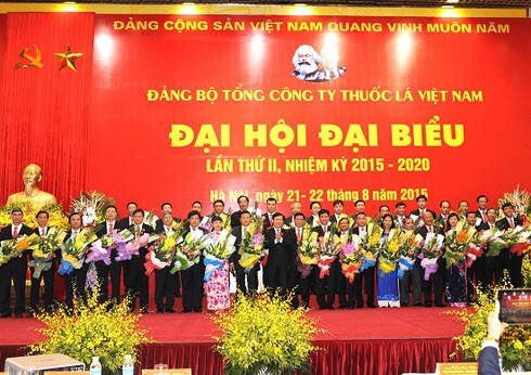 Tiếp tục nhiệm vụ giữ vị trí số 1 trong lĩnh vực sản xuất kinh doanh Thuốc lá - ảnh 2