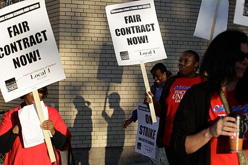 Mỹ đóng cửa hơn 1.000 trường công lập - ảnh 1