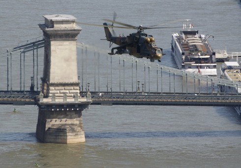 “Gã tá điền” Mi-24 – trực thăng sát thủ lợi hại nhất của Nga - ảnh 21