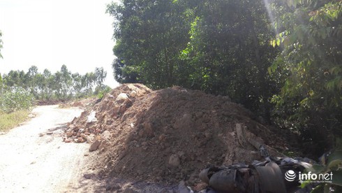 Quảng Bình: Rác thải uy hiếp hồ Bàu Vèng - ảnh 2