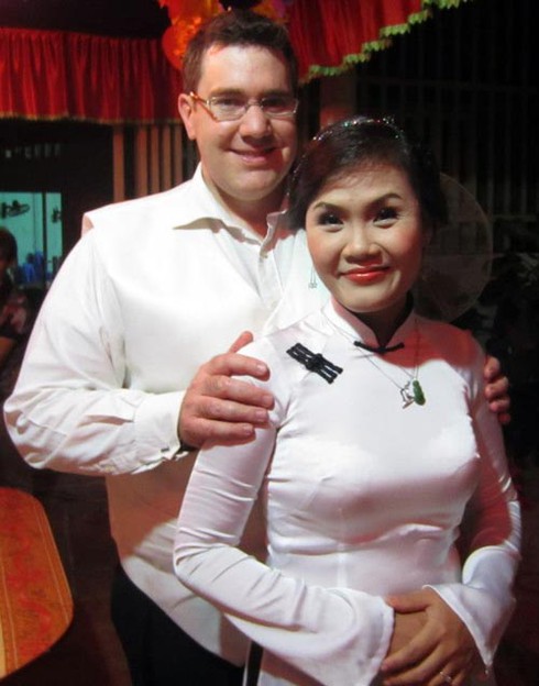 Sắp kết hôn, hoảng loạn khi biết ung thư vú - ảnh 1