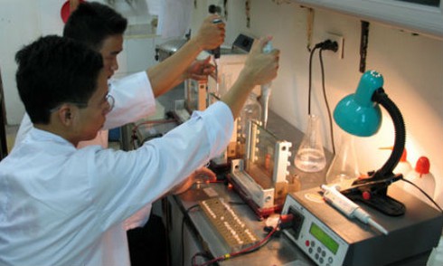 Cô gái trẻ lừa tiền đại gia đi siêu xe bị lật tẩy nhờ ADN - ảnh 1