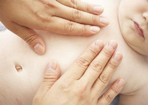 Trẻ 2 tuổi mắc sùi mào gà, bé 3 tuổi bị bệnh lậu - ảnh 2