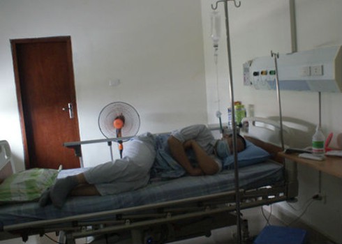 Cổ tích ông bố trẻ chiến thắng bệnh suy tủy xương - ảnh 1