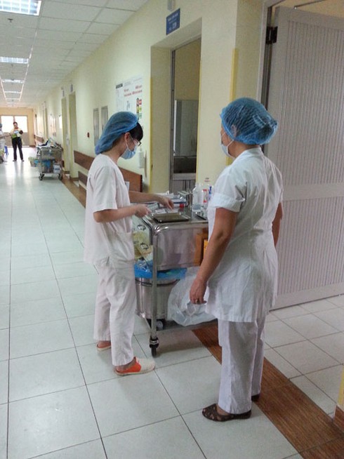 Bộ Y tế: 25 trẻ tử vong do sởi trực tiếp, 78 trẻ nặng gia đình xin về - ảnh 2