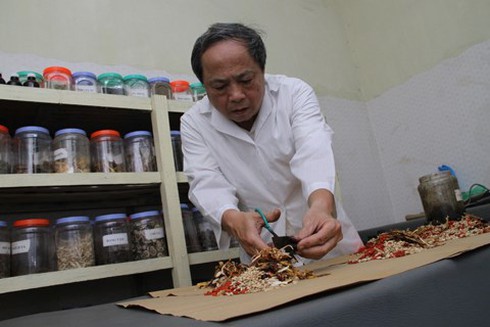 Chữa thủy đậu bằng Đông y và Tây y như thế nào? - ảnh 2