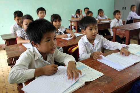 Giảm số trẻ suy dinh dưỡng nhờ sữa học đường - ảnh 1