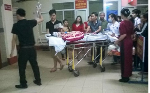 Sản phụ bị tai nạn nguy kịch: Thai chết lưu có nguy hiểm cho mẹ? - ảnh 1