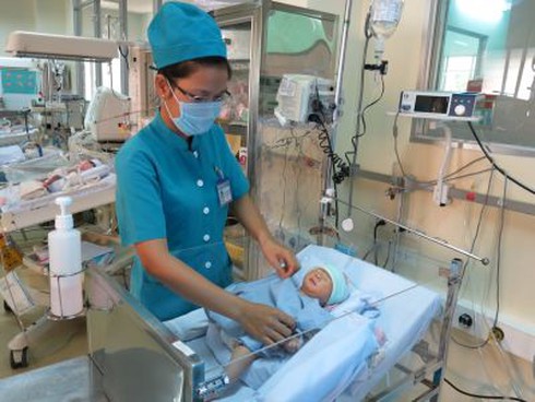 Bộ trưởng Y tế gửi thư khen BV Nhi Đồng 1 cứu cháu bé văng ra đường - ảnh 1