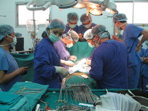 Thiếu máu trầm trọng, bệnh viện kêu gọi hiến máu khẩn cấp - ảnh 1