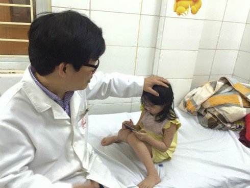 Bà bầu bị thủy đậu sẽ gặp biến chứng nguy hiểm như thế nào? - ảnh 2