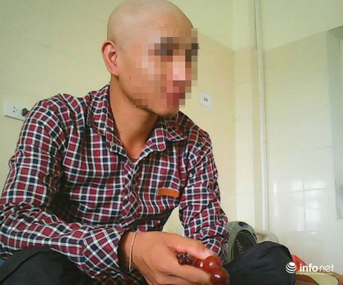 Cuộc sống khốn khó của người đàn ông bị ung thư tinh hoàn - ảnh 1