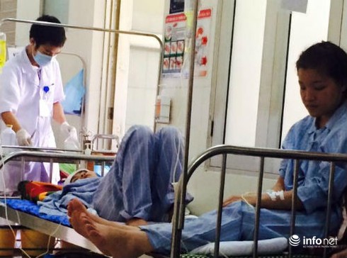 Dịch sốt xuất huyết tăng nhanh, cả nhà nhập viện - ảnh 1