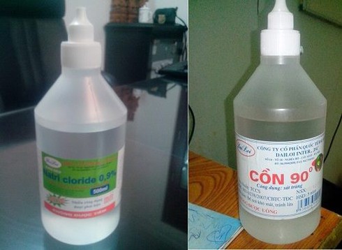 Liên tiếp trẻ bị ngộ độc dầu hỏa, cồn vì sự bất cẩn của bố mẹ - ảnh 1