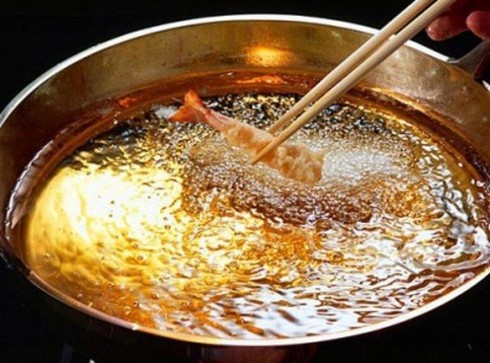 Cách sử dụng dầu ăn tốt cho sức khỏe trong chế biến thực phẩm - ảnh 1