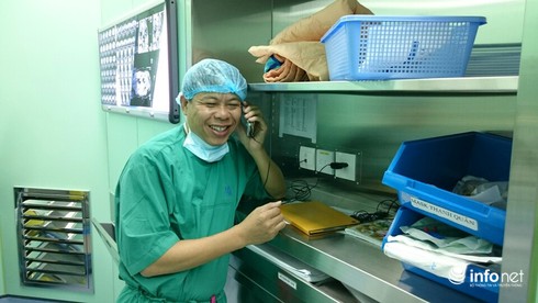 Niềm vui của bác sĩ cứu sống bệnh nhân hôn mê sâu qua... Facebook - ảnh 1