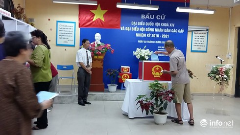 Chuyện về những người buộc phải bỏ phiếu vào giờ chót - ảnh 1