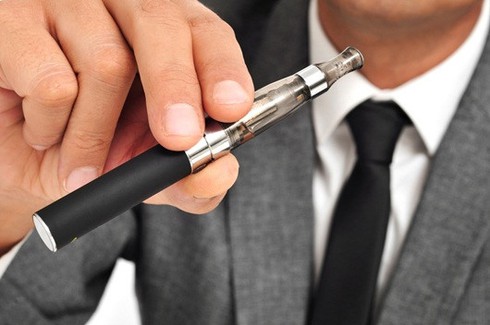 Bỏ thuốc lá, đàn ông tìm đến thần chết khác - ảnh 1