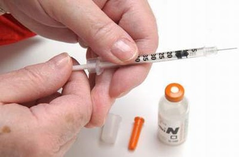 Suýt chết vì mũi tiêm insulin sai vị trí - ảnh 1