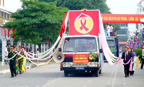 Vĩnh Phúc ra quân phòng chống mại dâm và lây nhiễm HIV - ảnh 1