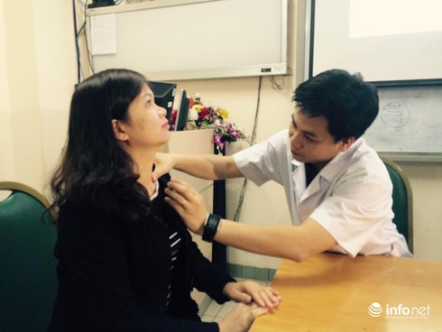 Bệnh nhân bướu cổ được điều trị bằng phương pháp mới - ảnh 1