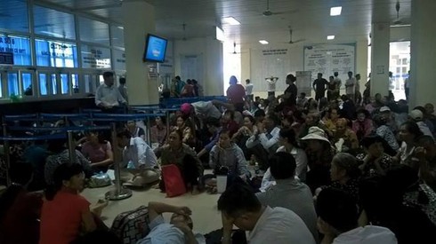 Bệnh nhân ung thư bị nhũng nhiễu: Giám đốc Bệnh viện K trung ương hứa gì? - ảnh 1