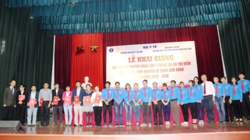 Bộ Y tế đào tạo các bác sĩ trẻ tình nguyện về vùng khó khăn - ảnh 1