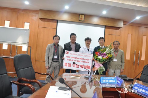 Bệnh viện Đại học Y Hà Nội khám và tư vấn miễn phí cho trẻ điếc bẩm sinh - ảnh 1