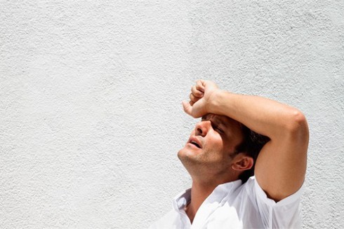 Bác sĩ bệnh viện Bạch Mai chỉ ra những dấu hiệu cần nhớ với sốc nhiệt - ảnh 1