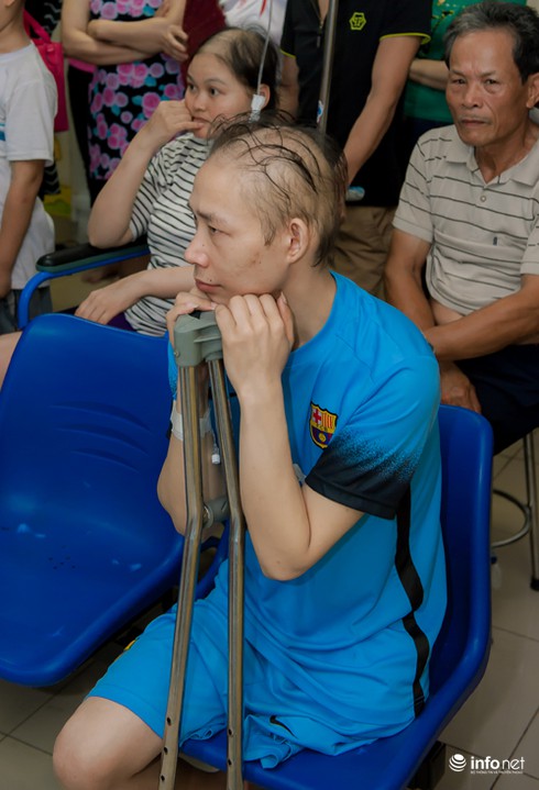 Mang nụ cười đến với các bệnh nhi ung thư - ảnh 3