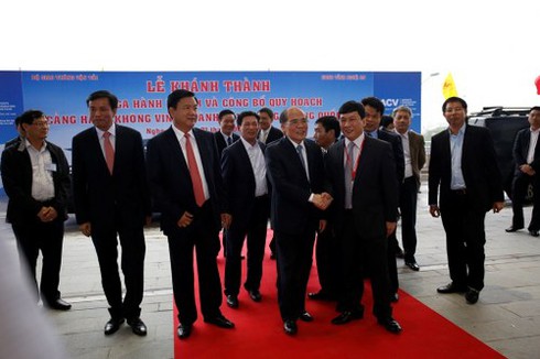 Vietjet chào đón hành khách thứ 10 triệu - ảnh 2