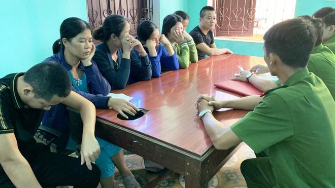 Quảng Bình: Triệt phá đường dây đánh bạc qua mạng xã hội, tạm giữ 25 đối tượng