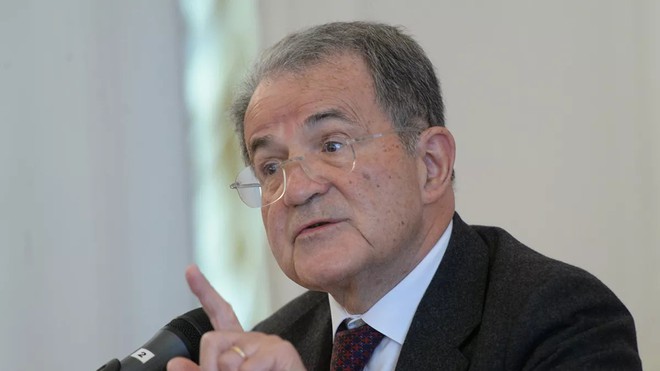 Cựu quan chức Italy: Sự giúp đỡ của Nga “xứng đáng được ban phước”