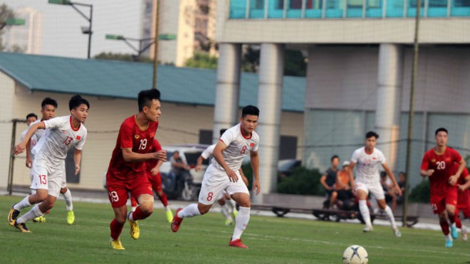 Đội tuyển Việt Nam thua đàn em U22 sau loạt đá penalty